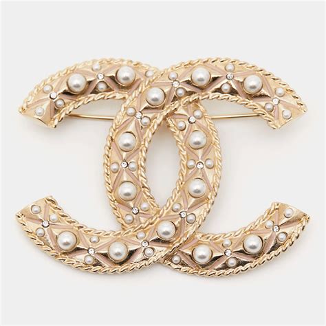 chanel brooch faux